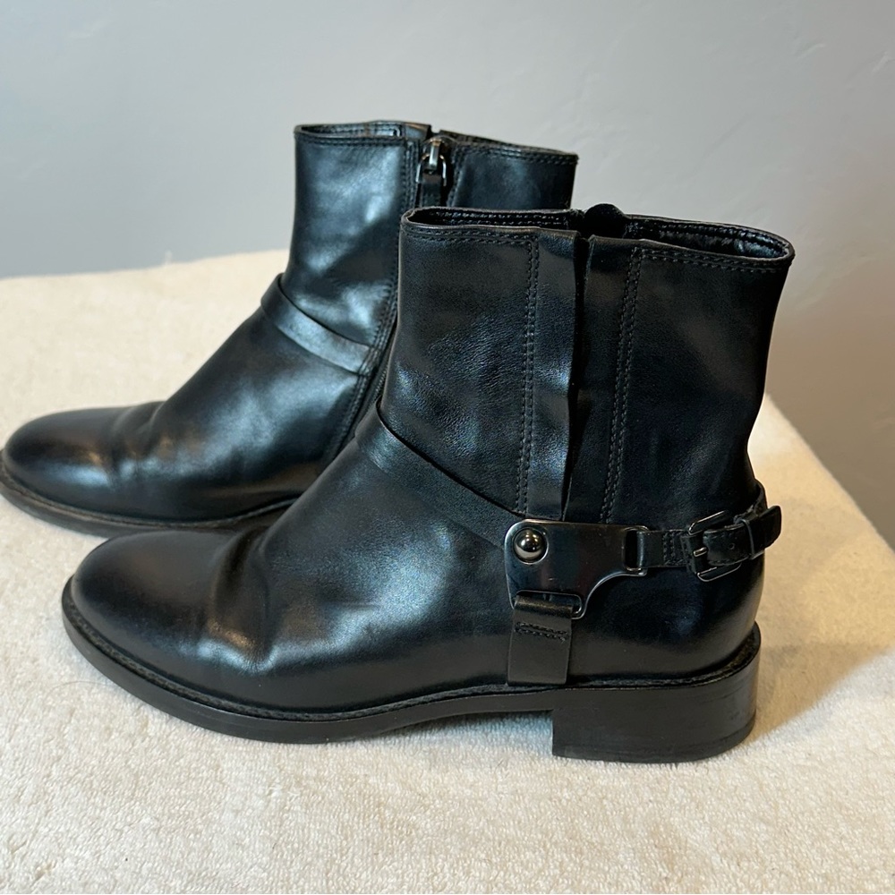 Ecco Hobart Harness Ankle boot
